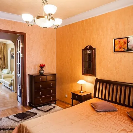 Apartment On Nezavisimosti 42 With A Living-Room And Three Bedrooms Minsk