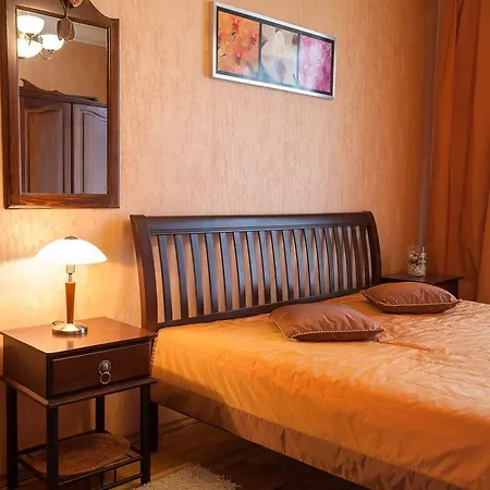Apartment On Nezavisimosti 42 With A Living-Room And Three Bedrooms Appartamento